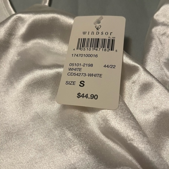 NWT Windsor Stunning style satin skater dress - Picture 3 of 5